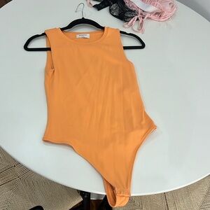 Babaton Contour Crewneck bodysuit